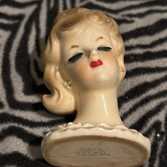 NAPCO Mid Century 1950's Lady Head Vase 3 1/2" Tall CF6060 National Potteries - Picture 1 of 6